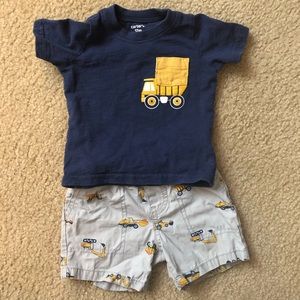 Cater’s dump truck outfit, Size 12 months.